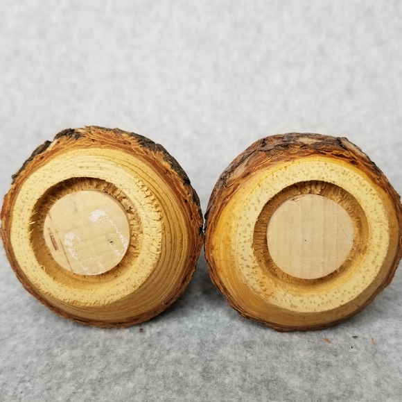 Bark Wood Pinecone Souvenir Big Basin, Cali. Salt and Pepper Shakers - Picture 6 of 9